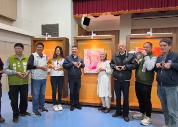 影音/鹿港鎮圖書藝文中心 首檔 「為愛上彩-與神對畫展」