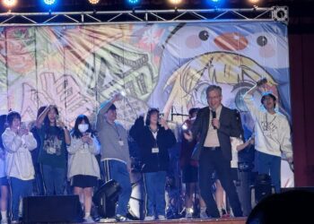 影音/溪高企鵝盃歌唱大賽嗨翻全場　下一個「溪高五月天」正誕生