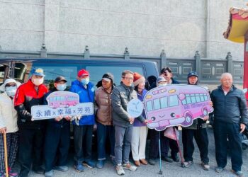 芳苑鄉讓幸福不停駛 宣布新年度幸福巴士服務正式啟動