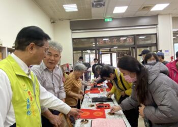 彰化市舉辦「現場揮毫贈春聯暨版印DIY活動」 免費領取春聯並感受年節氛圍