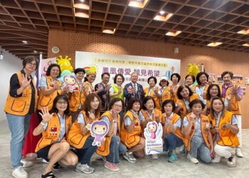 「鳳凰傳愛・毓見希望」 慢啼寶貝茄寶兒童劇團公演