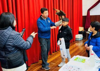 弘光科大舉辦「寒假Open House」 七大科系聯手打造奔奔馬親子闖關遊戲