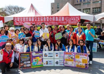 ▲台灣省國際蘭馨交流協會16日在台中豐樂公園舉辦大型捐血活動，吸引215人次參與，成功募集364袋血液。(圖／台灣省國際蘭馨交流協會提供)
