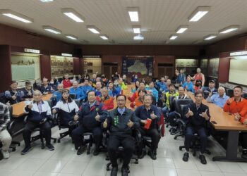 影音/「工欲善其事,必先利其器」 彰化市頒發守望相助隊裝備補助款及獎勵金