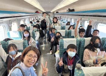 高鐵彰化站暖心助圓夢 家扶學童寒假快樂遊