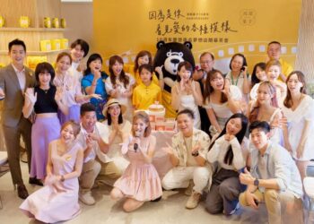 十年磨一劍 鴻鼎菓子南屯店慶開幕 眾星雲集與家扶傳唱愛 5%營收捐弱勢