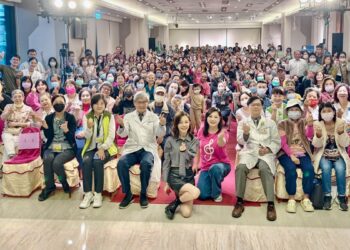 癌症希望基金會巡迴關懷演唱 彰化秀傳醫院開跑 三金歌王歌后齊聚一堂