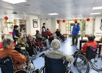 榮家雅園區爺奶動腦動身樂競賽 動腦思考延緩身體機能與認知退化