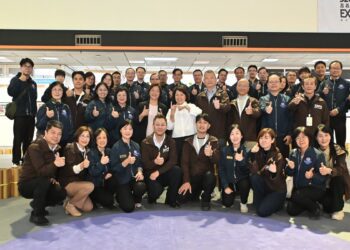 王惠美參訪「320+1嘉義市城市博覽會」 雙方進行交流城市治理及策展經驗