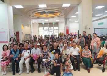 彰化市立圖書館時光對話 葉火成、葉惟仁父子水彩聯展