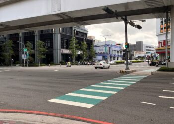 停電不怕亂　中市187處重要路口設不斷電號誌系統